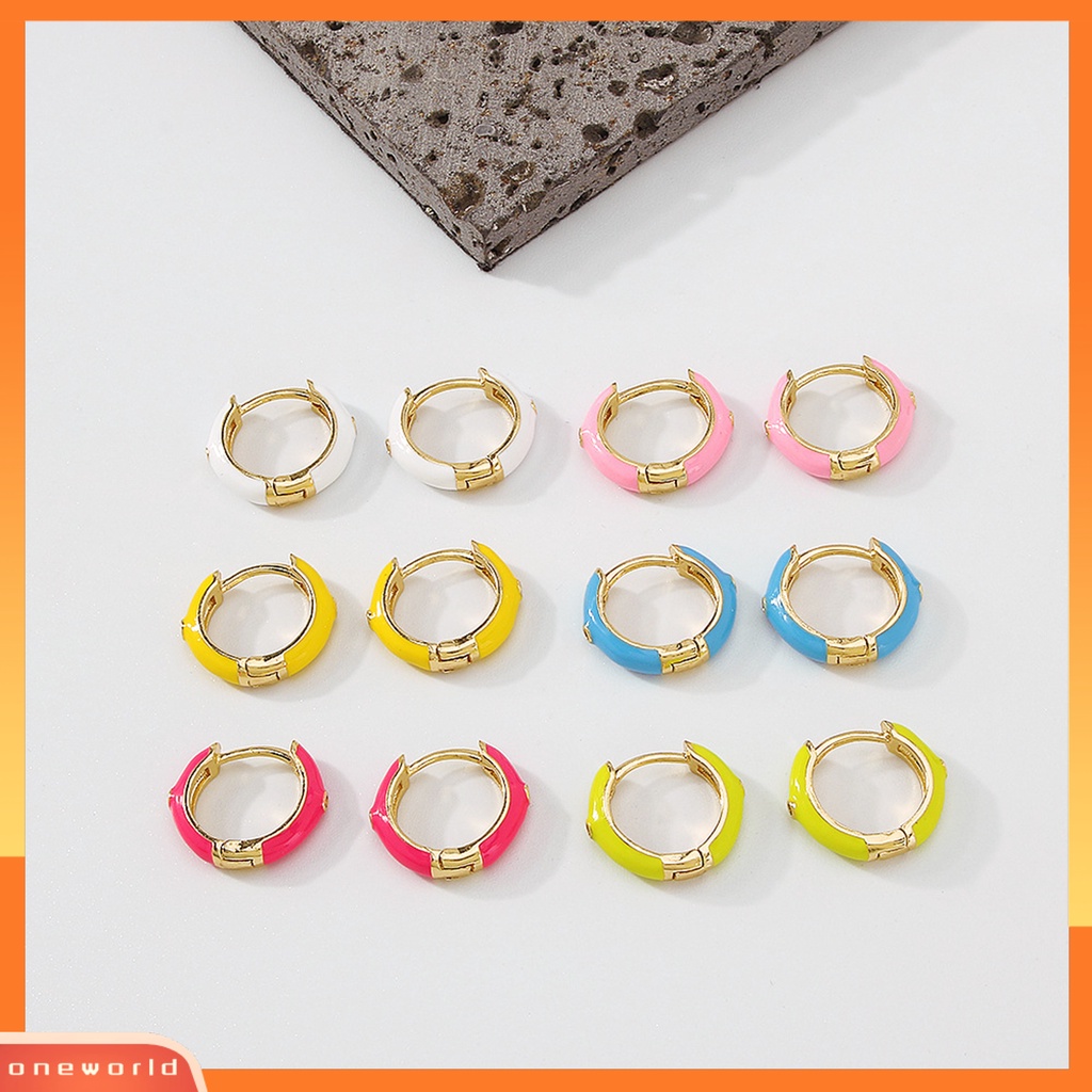 [WOD] 1pasang Anting Huggie Wanita Bentuk Bulat Epoxy Warna Manis Anting Lady Anti Cacat Portabel Untuk Hadiah