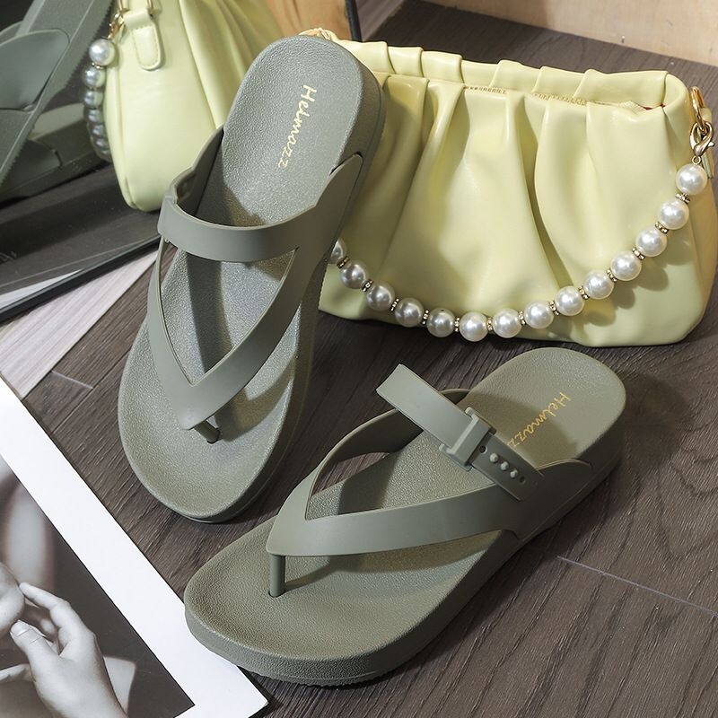 TOPGROSIR TG1739 Sandal Jepit Import Jelly Wanita Helmazz /Sendal Karet Premium Kekinian