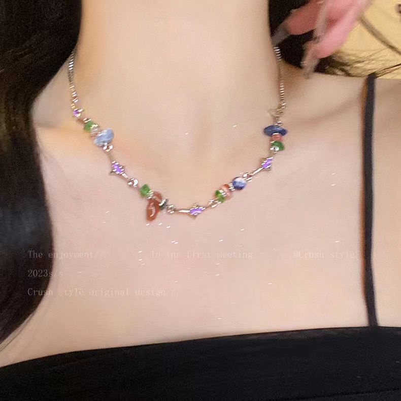 Gaya Gadis Panas Manis Keren~ Bintang Berujung Double-Layer Colorful Kerikil Jahitan Kalung Perempuan Cahaya Mewah High-End Menunjuk Bintang Liontin