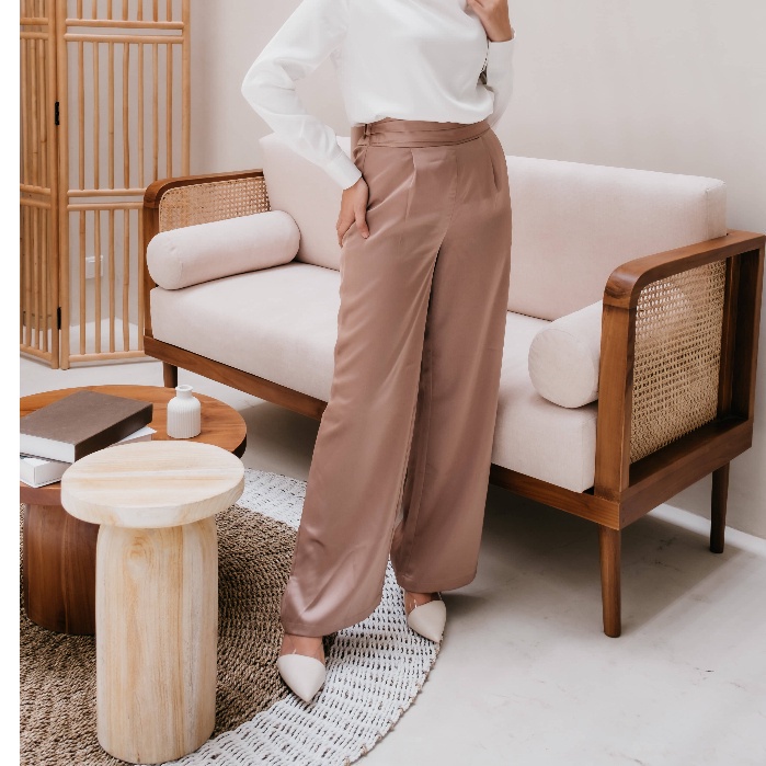 Ms Daisy Raina Pleated Satin Kulot Culotte Celana Panjang Kerja Wanita (MODEST COLLECTION)