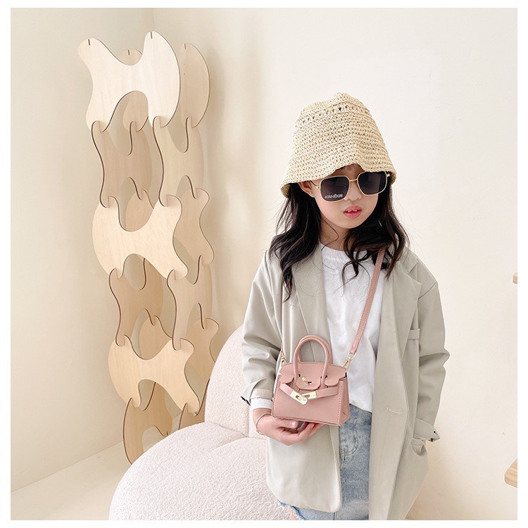 TAS FASHION KOREA SELEMPANG JALAN JALAN ANAK BAG BAHU LUCU PEREMPUAN CATALOG BDBG GD GJ