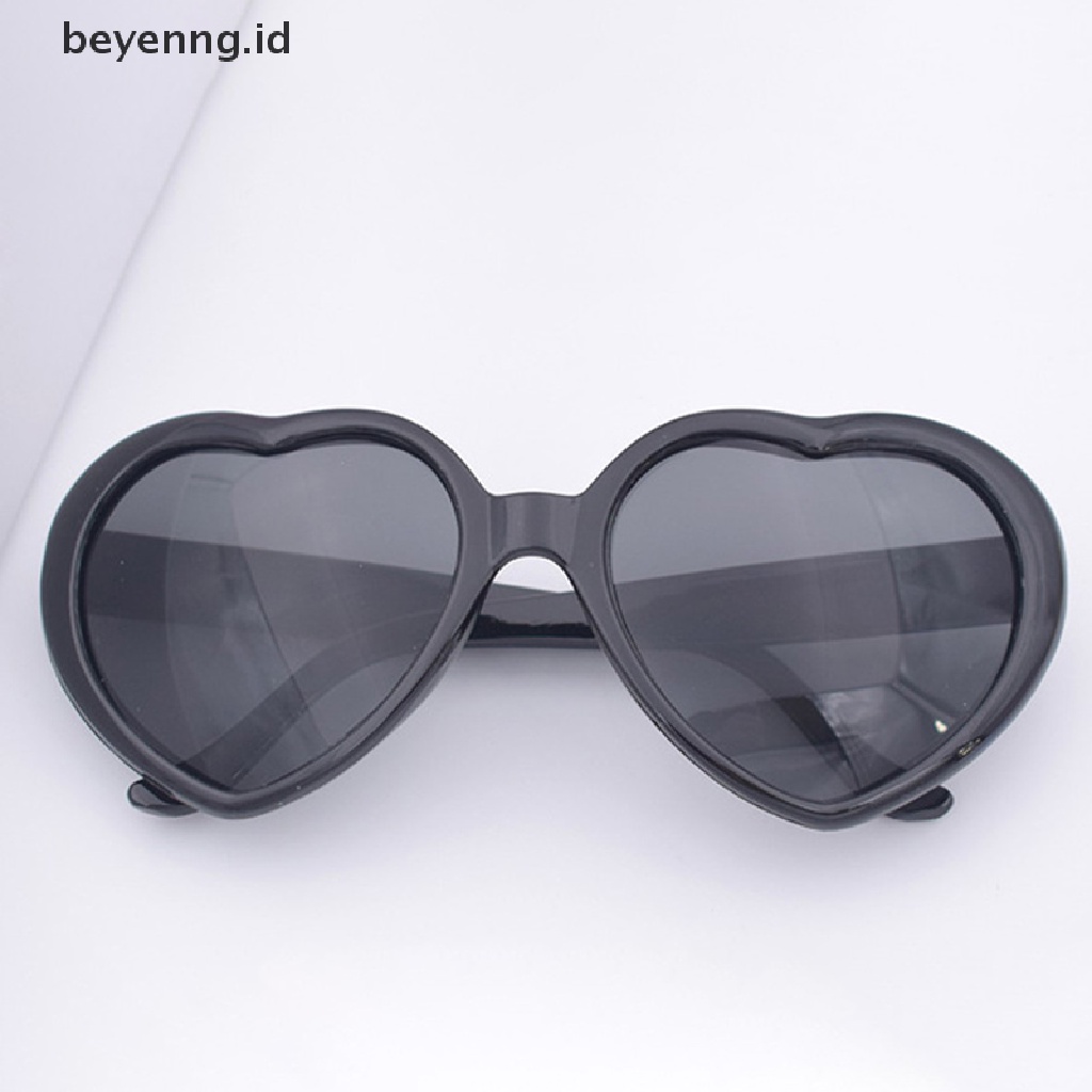 Beyen Fashion Love Bentuk Hati Wanita Kacamata Hitam Melindungi Mata Praktis Unisex Eyewear ID