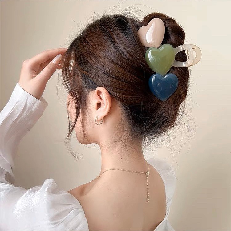 Love Besar Grabbing Korea Elegance2023New Shark Clip High -end Hair Clip Hiasan Rambut Untuk Wanita