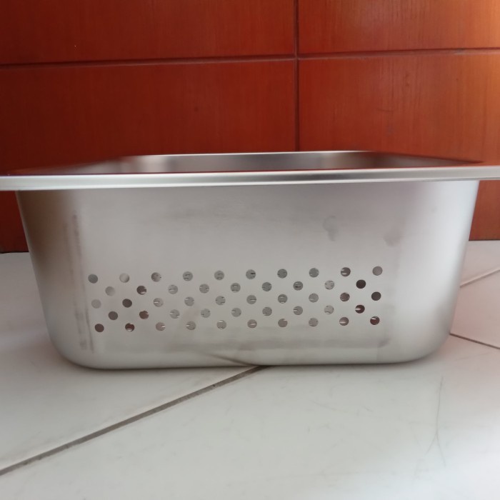 gastronom insert perforated foodpan 1/2 100mm GN pan