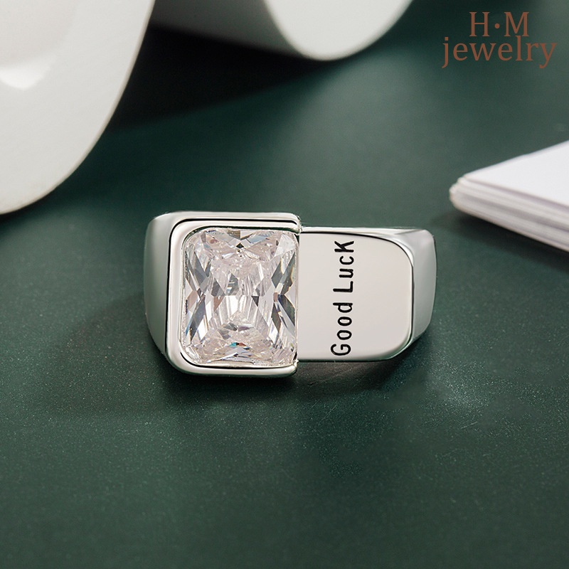 S925 Perak Retro Bermutu Tinggi Cahaya Mewah Super Flash Beruntung Huruf Cincin