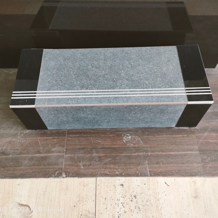 granit anak tangga kombinasi 30x90 20x90 Riques ukuran