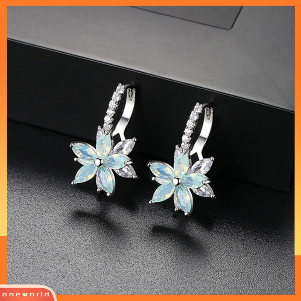 [WOD] 1pasang Anting Hoop Cubic Zirconia Batu Imitasi Bening Geometris Kilau Terang Poles Halus Hias Hadiah Wanita Snowflake Pendant Earrings Fashion Perhiasan Untuk Pacaran