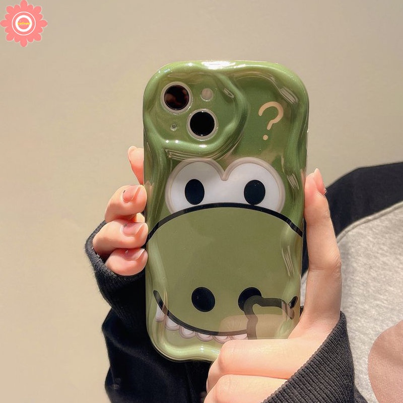 IPHONE Kartun Monster Cute Little Dinosaurus Case Kompatibel Untuk Iphone11 13 12 14 Pro Max 7plus XR 6s 6 7 8 Plus X XS Max SE 2020 Tpu Lembut 3D Tepi Melengkung Bergelombang Casing Glossy Tahan Guncangan