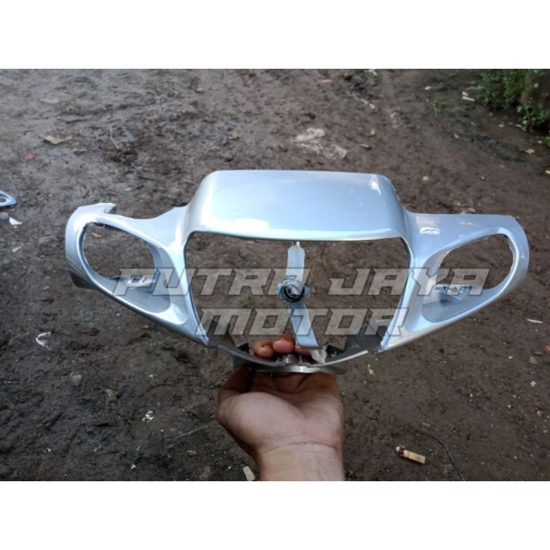 Batok Fiz R Vega R lama Silver Totok Lampu depan Fiz R Vega R lama Warna Silver Kualitas Cat Sangat 