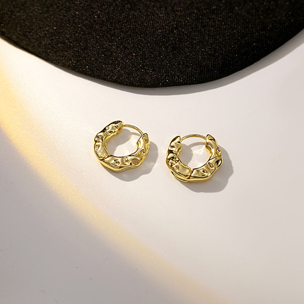 Anting Hoop Lingkaran Kecil Warna Emas Sederhana Lucu Untuk Wanita Perhiasan Geometris Metal Ear Loop Aksesoris Pesta