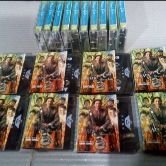 KASET SETIAWAN DJODI FEAT FUNKY KOPRAL MISTERI CINTA