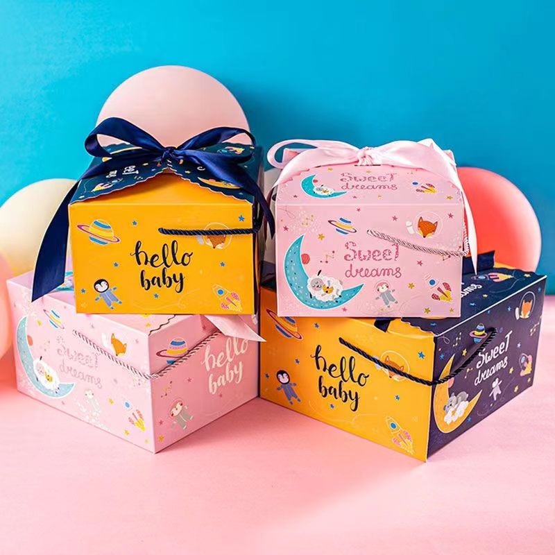 

KOTAK HADIAH HAPPY BIRTHDAY / KOTAK HADIAH ULANG TAHUN / KOTAK HADIAH LIBURAN SUDAH TERMASUK PITA DAN TALI