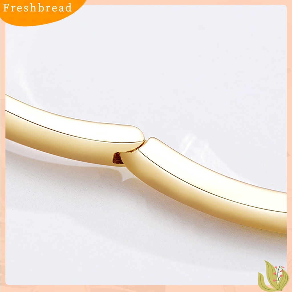 &lt; Freshbread &gt; Wanita Modis Bentuk Daun Berlian Imitasi Dekorasi Bangle Gelang Bracelet Wristlet