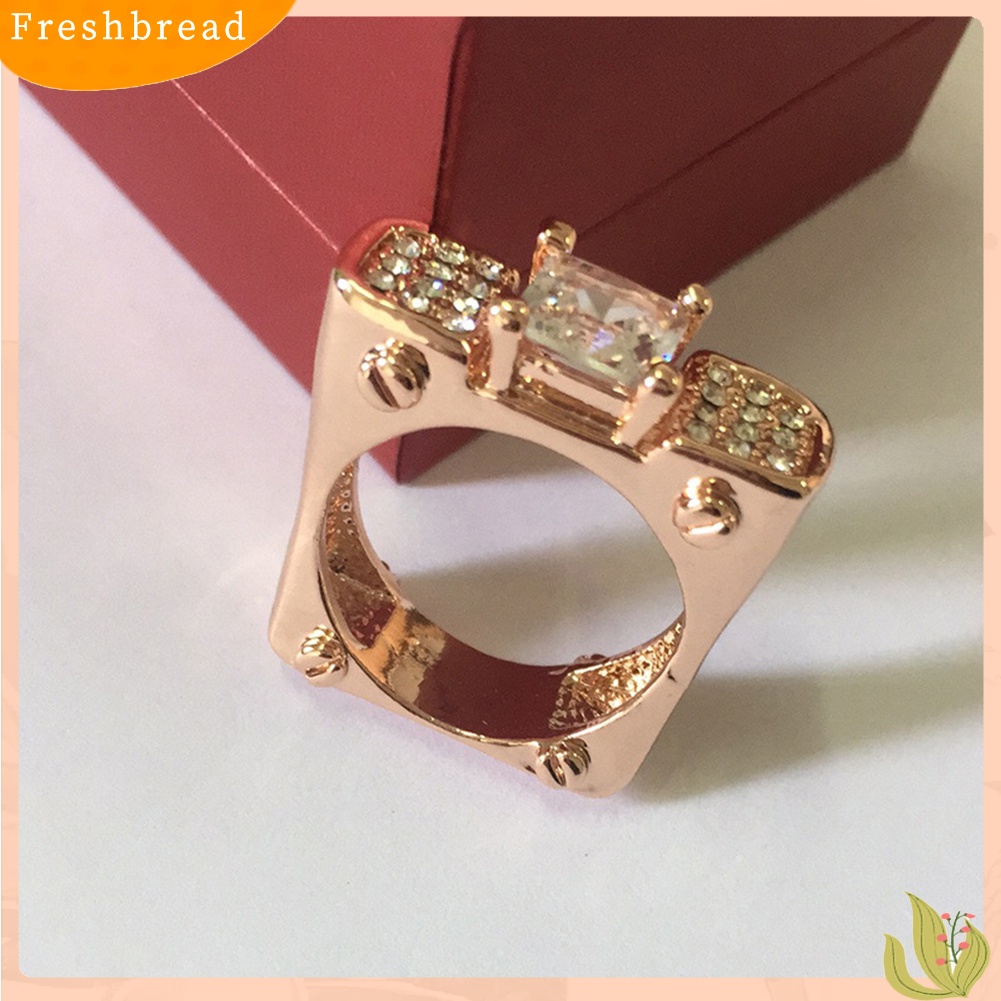 &lt; Freshbread &gt; Fashion Wanita Berlian Imitasi Bertatahkan Persegi Geometris Jari Cincin Pesta Perhiasan Hadiah