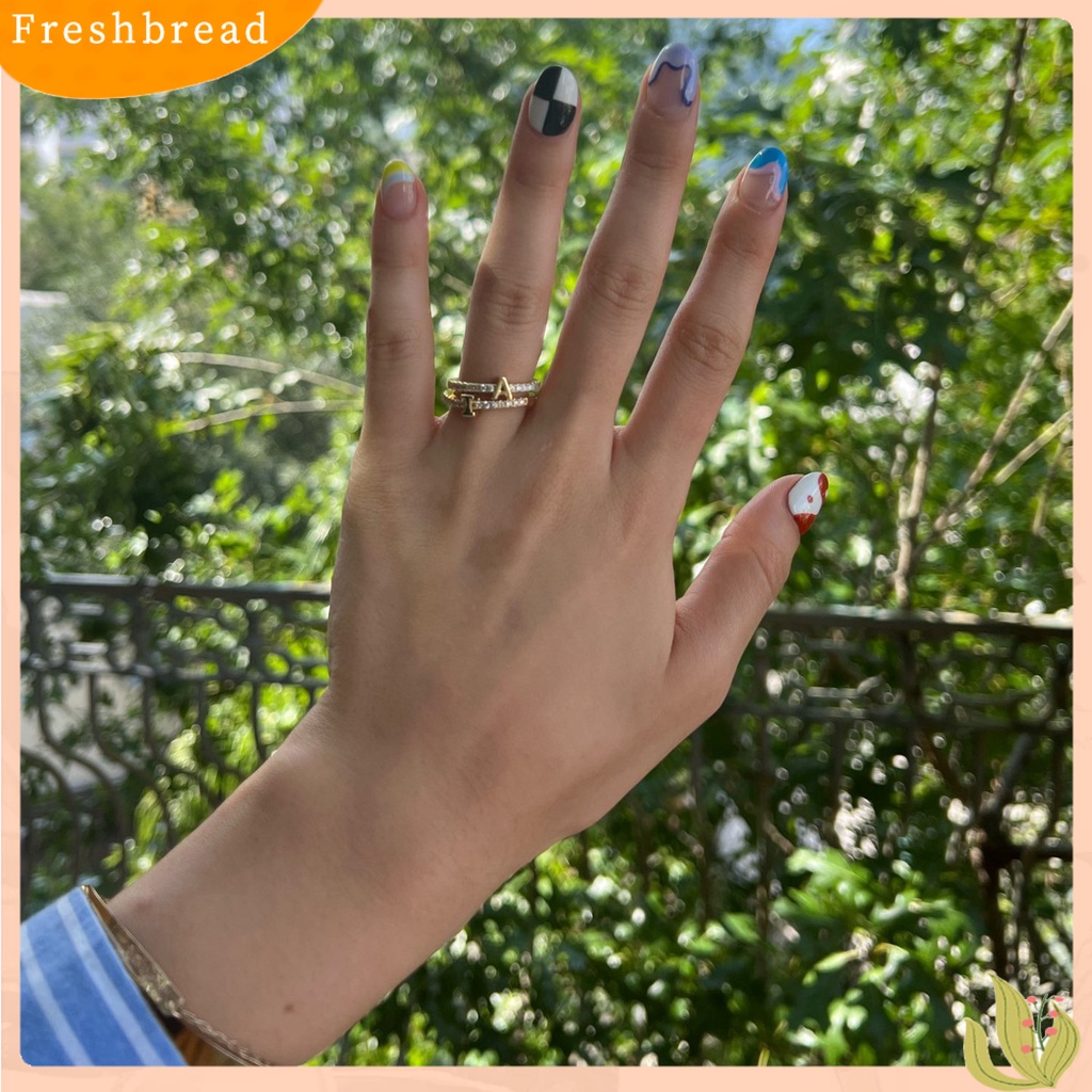 &lt; Freshbread &gt; Cincin Jari Pembukaan Yang Dapat Disesuaikan 26abet Faux-diamond-set Geometris Bertatahkan Huruf Band Cincin Pakaian Sehari-Hari