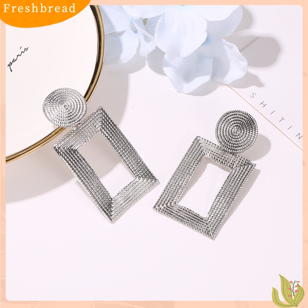 &lt; Freshbread &gt; Wanita Berongga Persegi Panjang Geometris Menjuntai Ear Stud Earrings Perhiasan Pernyataan