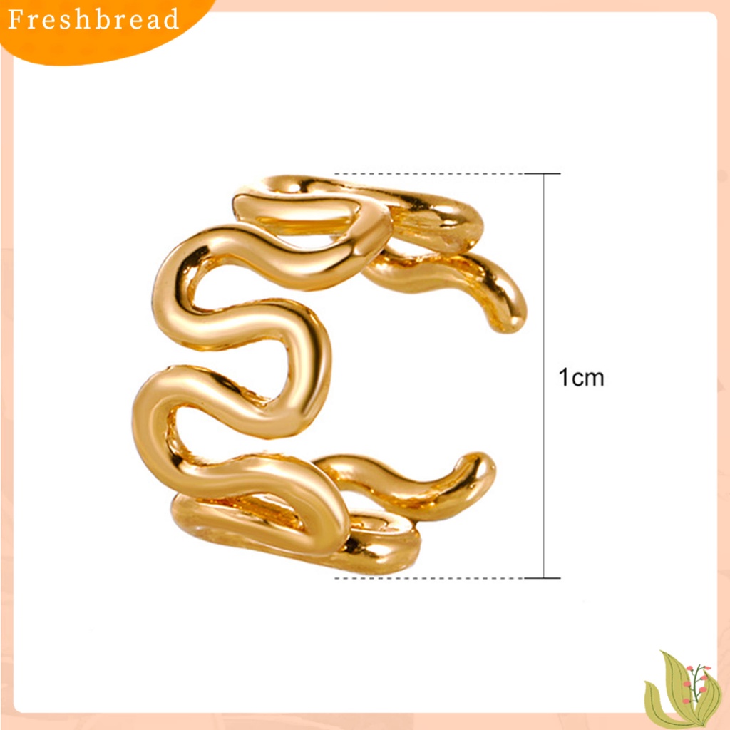 &lt; Freshbread &gt; 1Pc Klip Telinga Bentuk C Yang Tidak Teratur Paduan Berongga Tanpa Tindik Klip Anting Perhiasan Fashion