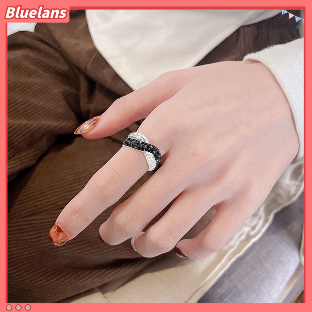 {In Stock} Wanita Cincin Jari Ganda Warna Berlian Imitasi Mengkilap Hias Bentuk Salib Disabit Lady Circlet Perhiasan Harian