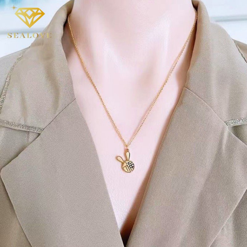 Kelinci Lucu 'Fu' Keberuntungan Kalung Titanium Wanita Anti Karat Emas 18K Perhiasan Wanita Fashion Korea