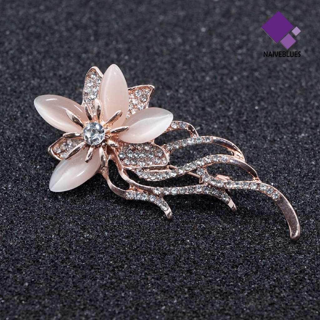 &lt; Naiveblues &gt; Brooch Pin Bros Bunga Wanita Bahan Alloy Mengkilap Untuk Perjamuan