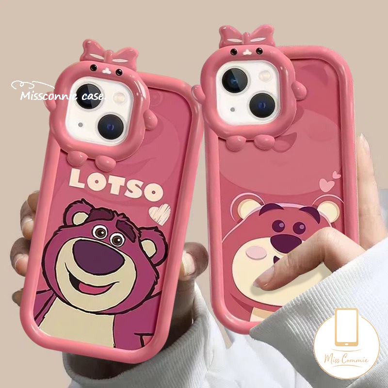 IPHONE Case Lensa Monster Kecil Ikatan Simpul 3D Kompatibel Untuk Iphone13 11 14 12 Pro Max 7Plus XR 87 6s 6 Plus XS Max X SE 2020 Pasangan Kartun Strawberry Bear Cute Manyo Soft Tpu Cover