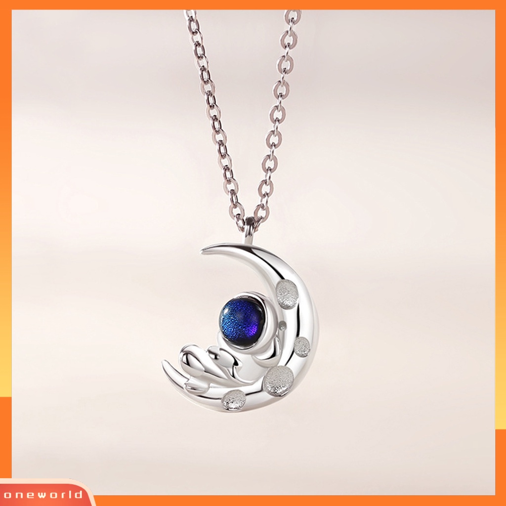 [EONE] Liontin Kalung Bulan Indah Halus Spaceman Pria Wanita Adjustable Gaya Korea Choker Necklace Untuk Pakaian Sehari-Hari