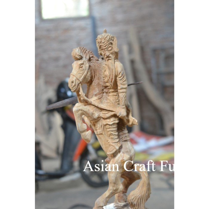 jagrak kayu pahat patung laksamana cheng ho berkuda cina KJM 1122 Bisa dibandingkan dgn Toko yg Lain