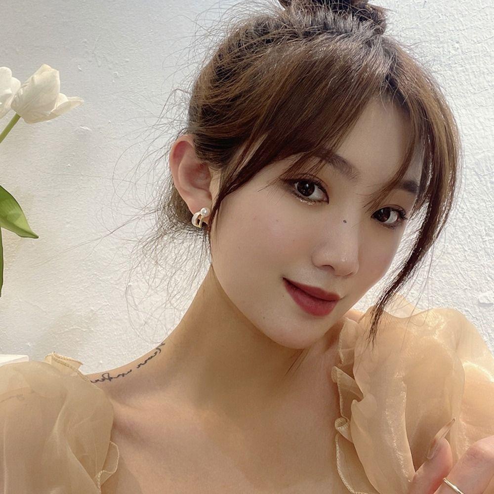 Mxbeauty Wanita Anting Yang Dapat Dilepas Temperamen Indah Vintage Trendi Mutiara Imitasi Desain Niche Hadiah Gadis Berlian Imitasi Alloy Gaya Korea Earrings