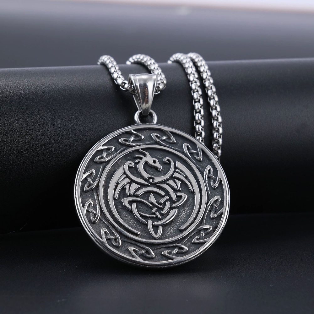 [X C Kalung] Baru Silvery Retro Celtic Naga Ukir Liontin Punk Hip Hop Stainless Steel Kalung Hadiah Pesta Ulang Tahun Untuk Pria Dan Wanita