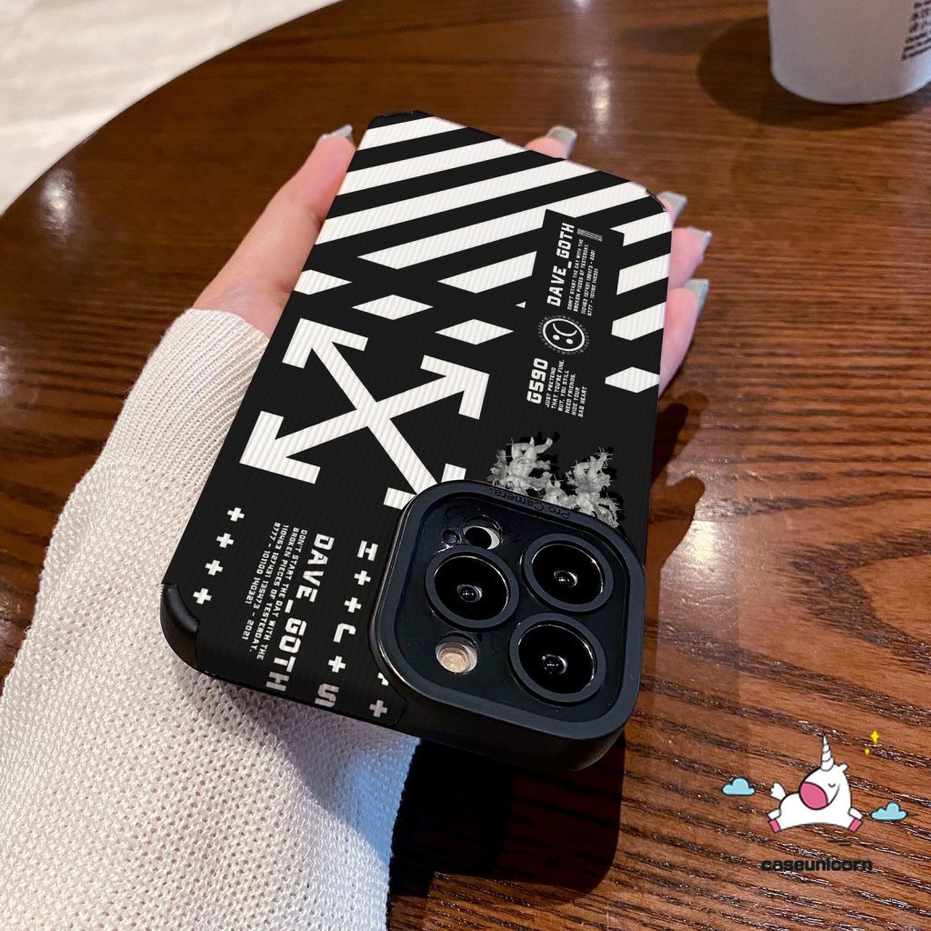IPHONE Merek Trendi Violent Bear Kaws Casing Belakang Kompatibel Untuk Iphone7 8 Plus11 14 12 13 Pro MAX X XR XS MAX Kartun Silicon Lembut Shockproof Tekstur Kulit Mewah Ponsel Cover