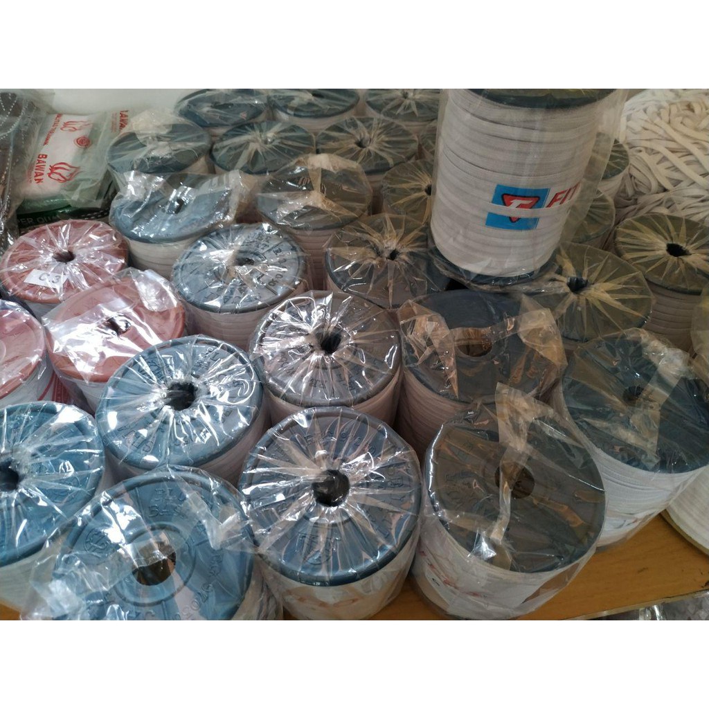 Karet elastis 4 dan 5 mm