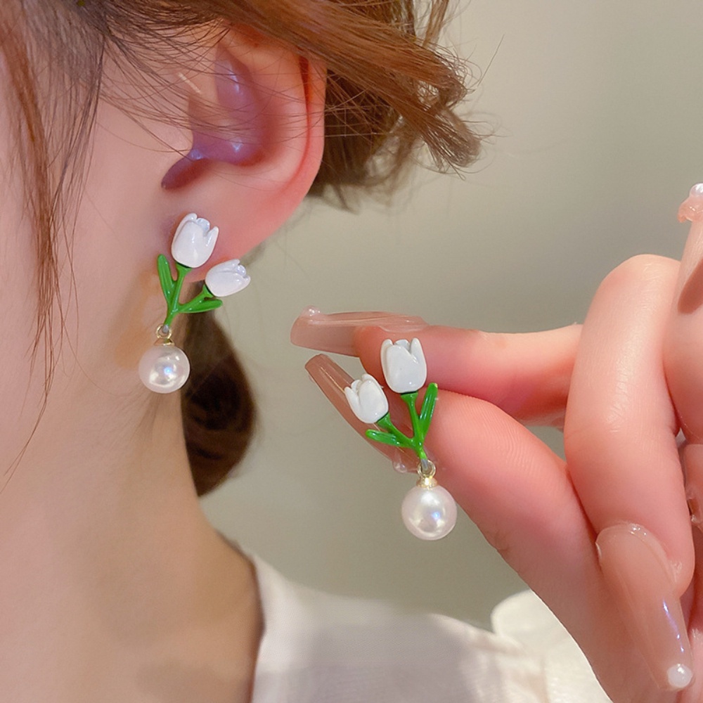 Deartiara2023 Anting Mutiara Tulip Baru Temperamen Fashion Wanita Anting Segar Kecil Anting Manis Dan Premium