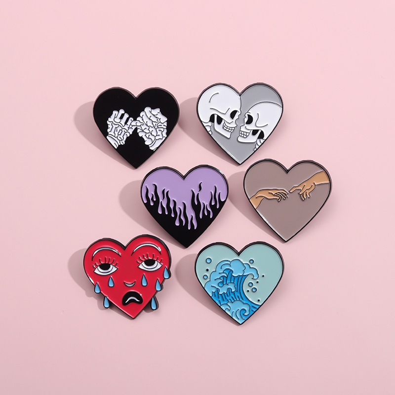 Seni Kreatif Bentuk Hati Enamel Pin Kerangka Tangan Paduan Bros Kerah Lencana Punk Perhiasan Ransel Dekorasi Hadiah