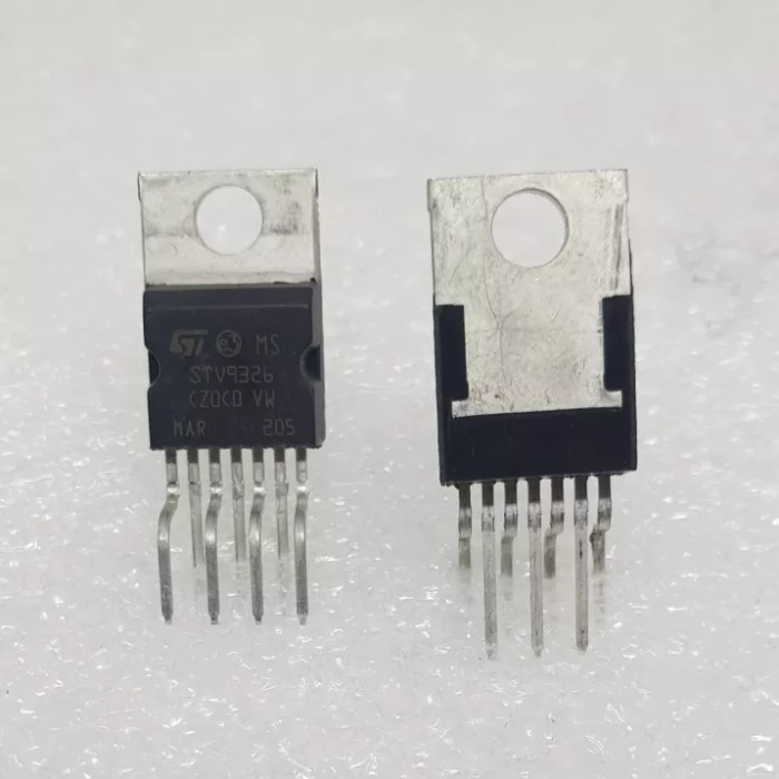 2 Buah 2Pcs STV9326 STV 9326 ST IC Vertical Deflection Vertikal TV To-220-7