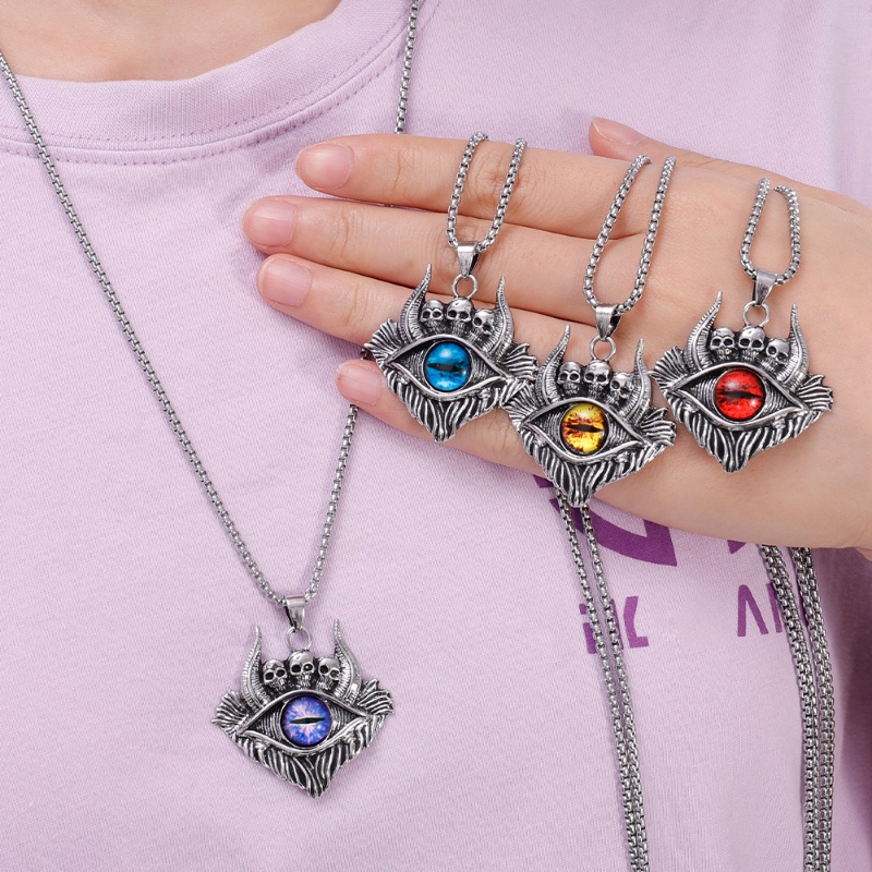 Gaya Eropa Dan Amerika Retro Gothic Tengkorak Setan Mata Kalung Pria Wanita Hip Hop Punk Metal Pendant Necklaces Populer Perhiasan