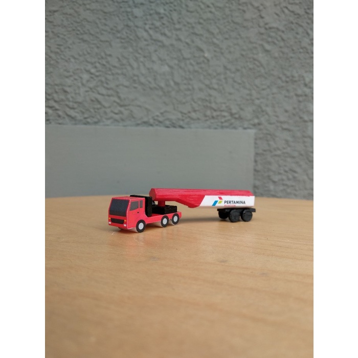 SALE Miniatur/Diecast Fuel Truck Pertamina/Shell skala 1:200 - Pertamina Termurah