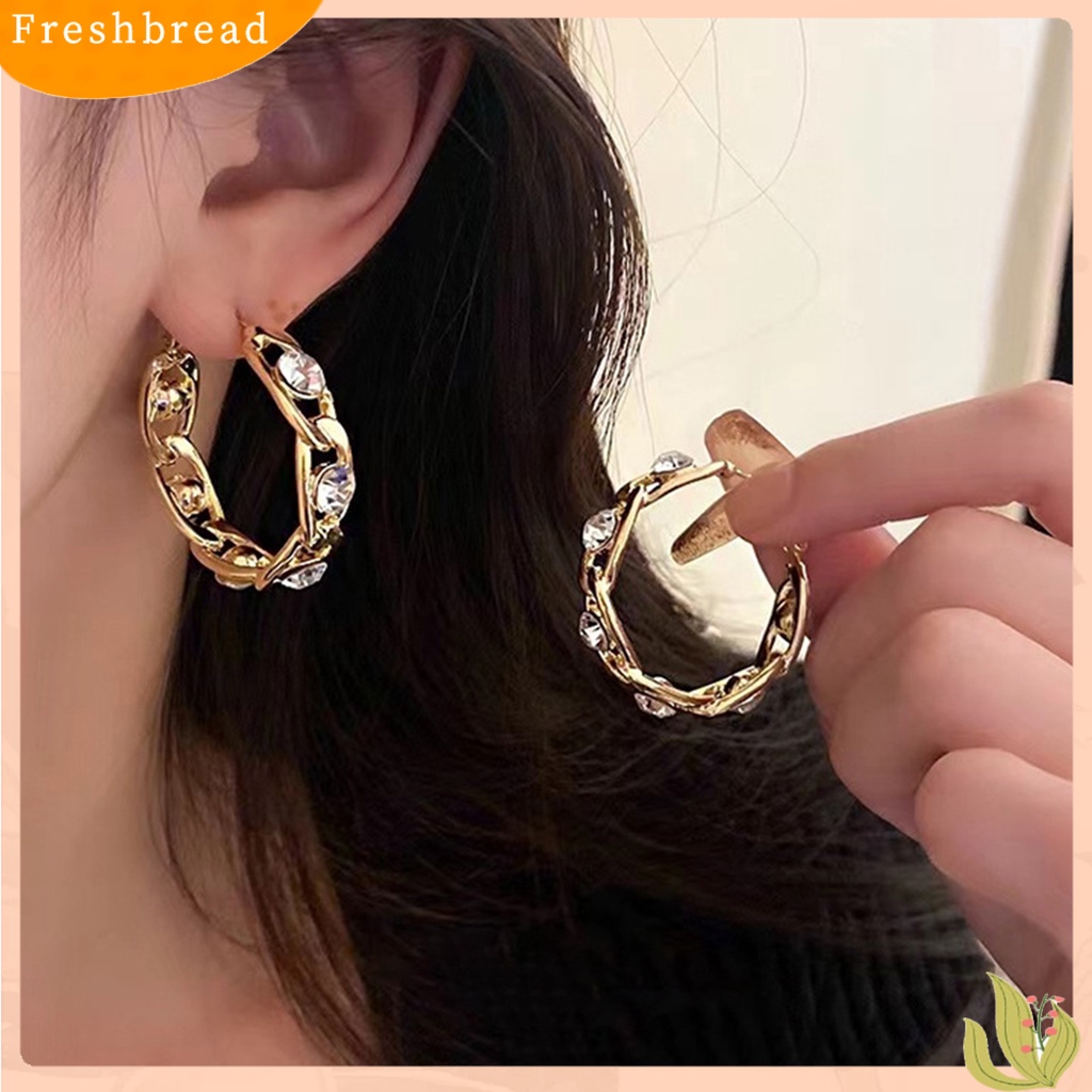 &lt; Freshbread &gt; 1pasang Lingkaran Anting Tindik Geometris Berlian Imitasi Bertatahkan Temperamen High-end Telinga Dekorasi Jarum Perak Wanita Besar Hoop Earrings Aksesoris Pakaian