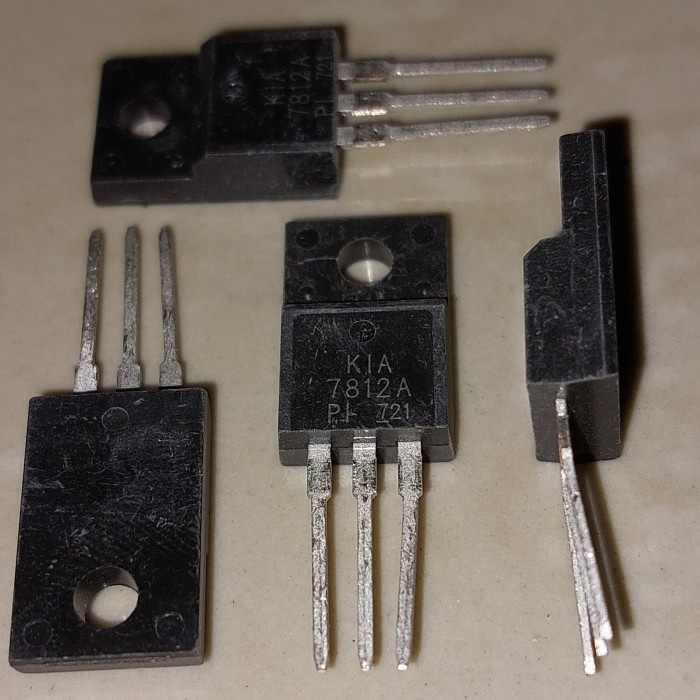 5pcs KIA7812A KIA 7812A PI KIA7812API IC Regulator 12V To-220f Positive