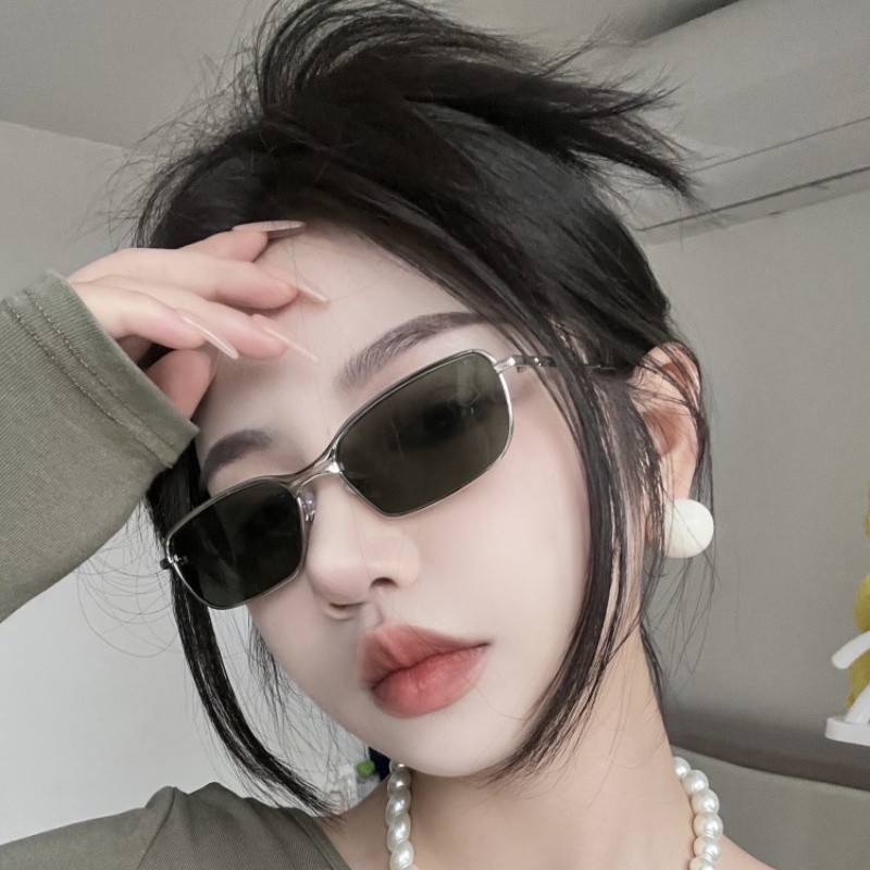 (YUZHU) Korean Fashion Design Colorful Sunshade Sunglasses Y2K Metal Bingkai Kecil Anti Blue Light Eyeglasses