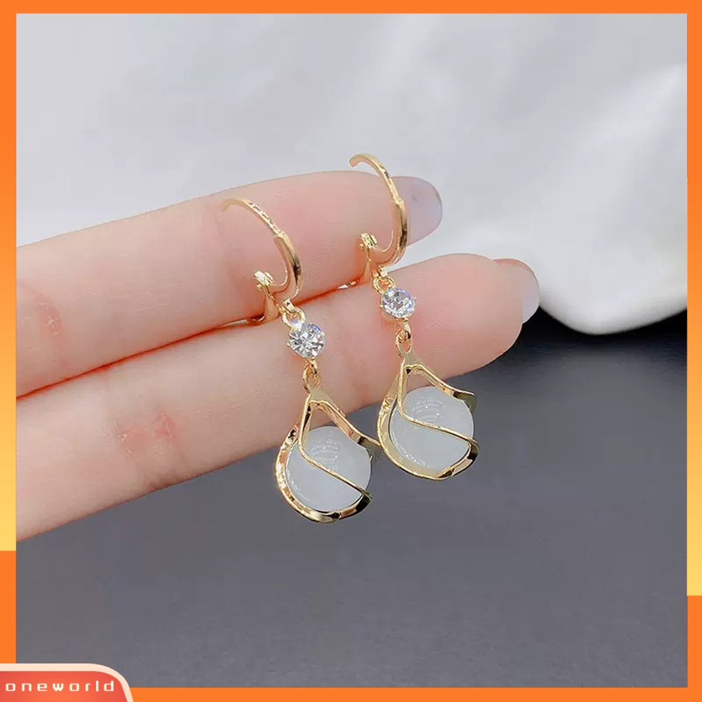 [EONE] 1pasang Drop Earrings Berongga Keluar Panjang Rumbai Shiny Berlian Imitasi Hias Berkilau Hadiah Wanita Bulat Faux Opal Pendant Hoop Earrings Fashion Perhiasan