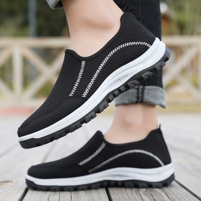 (COD) Leedoo Sepatu Pria Slip On Slop Casual Sneaker Sepatu Olahraga MC603 - Hitam, 39