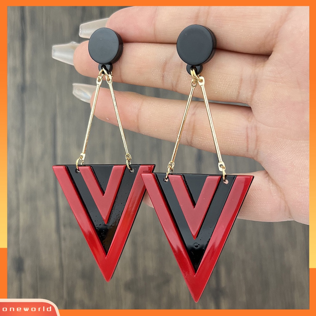 [WOD] 1pasang Anting Drop Berlebihan Geometris Panjang Electroplating Warna Kontras Hias Hadiah Wanita Segitiga Liontin Stud Earrings Perhiasan Pesta Untuk Pakaian Sehari-Hari