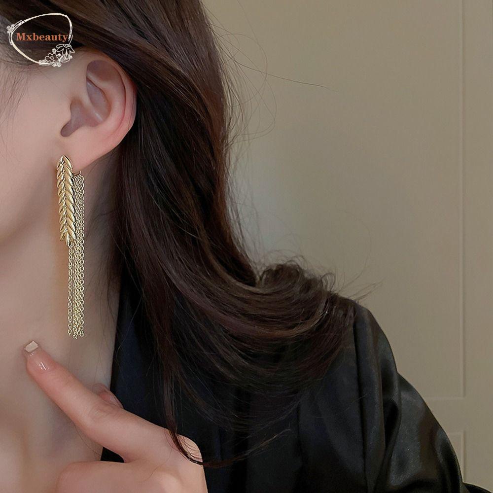 Mxbeauty Anting Wanita Trendi Pesona Manis Pinggiran Gandum Fashion Perhiasan Rumbai Niche Desain Alloy Temperamen Gaya Korea Menjuntai Earrings