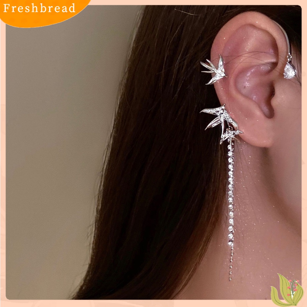 &lt; Freshbread &gt; 1pasang Anting Wanita Terbang Bentuk Walet Jumbai Perhiasan Fashion Penampilan Anting Klip Elektroplating Untuk Pakaian Sehari-Hari