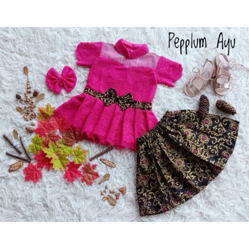 KEBAYA BROKAT /BAJU  ANAK UNIK  "' PEPPLUM AYU "' WARNA BIRU TURKISH