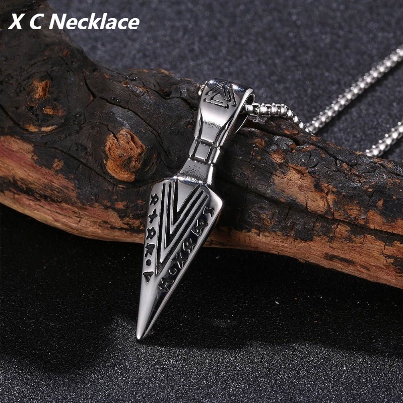 [X C Kalung] Baru Silvery Vintage Viking Seri Segitiga Ujung Tombak Liontin Punk Hip Hop Stainless Steel Kalung Hadiah Pesta Ulang Tahun Untuk Pria Dan Wanita