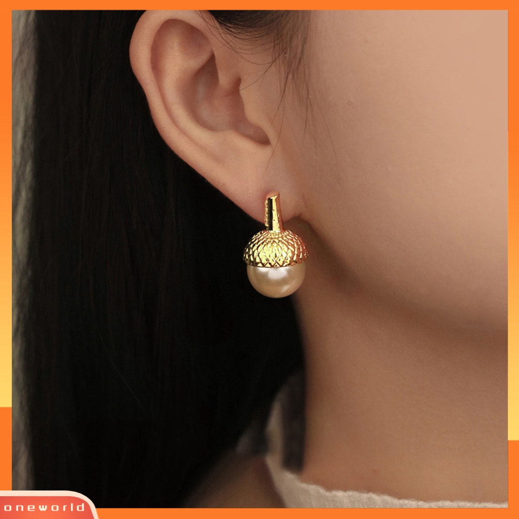 [EONE] 1pasang Anting Pejantan Mutiara Imitasi High Gloss Electroplating Geometris Tahan Aus Dekorasi Hypoallergenic Fashion Wanita Liontin Anting Fashion Perhiasan