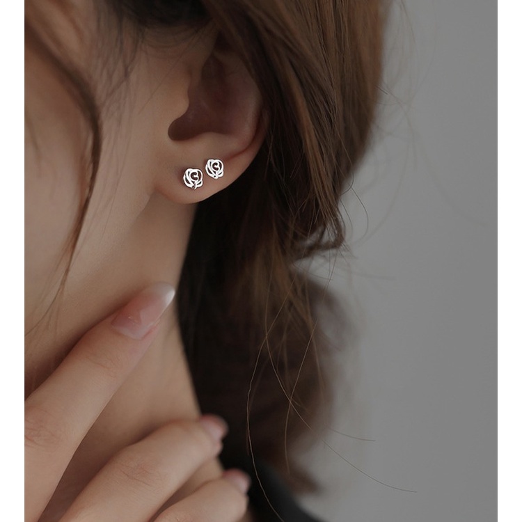 Anting Tusuk Wanita Minimalis Silver Unik Dan Stylish