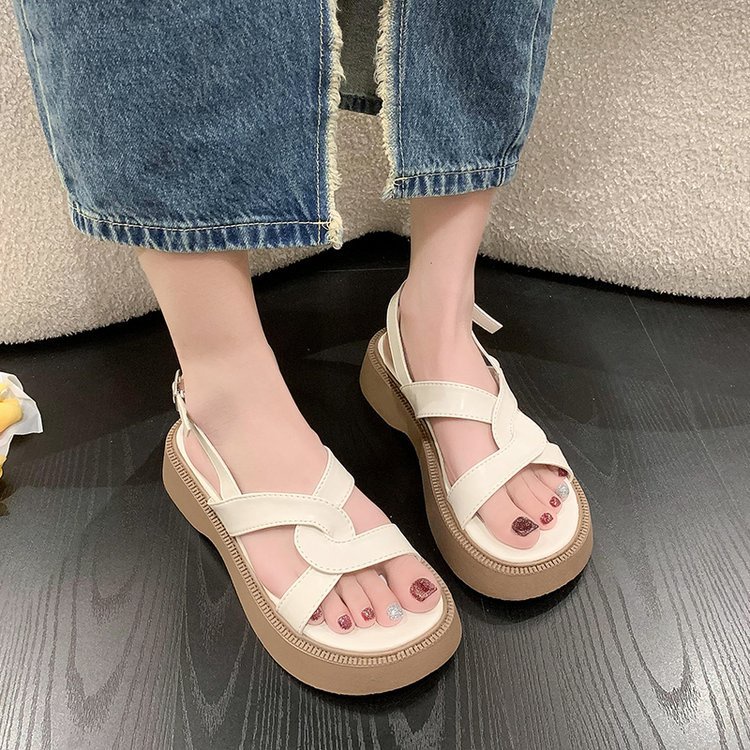 COD Sneakersdaily 570 Sandal Wedges Plafrom Tali Gesper Fashion Wanita Korea Model Baru