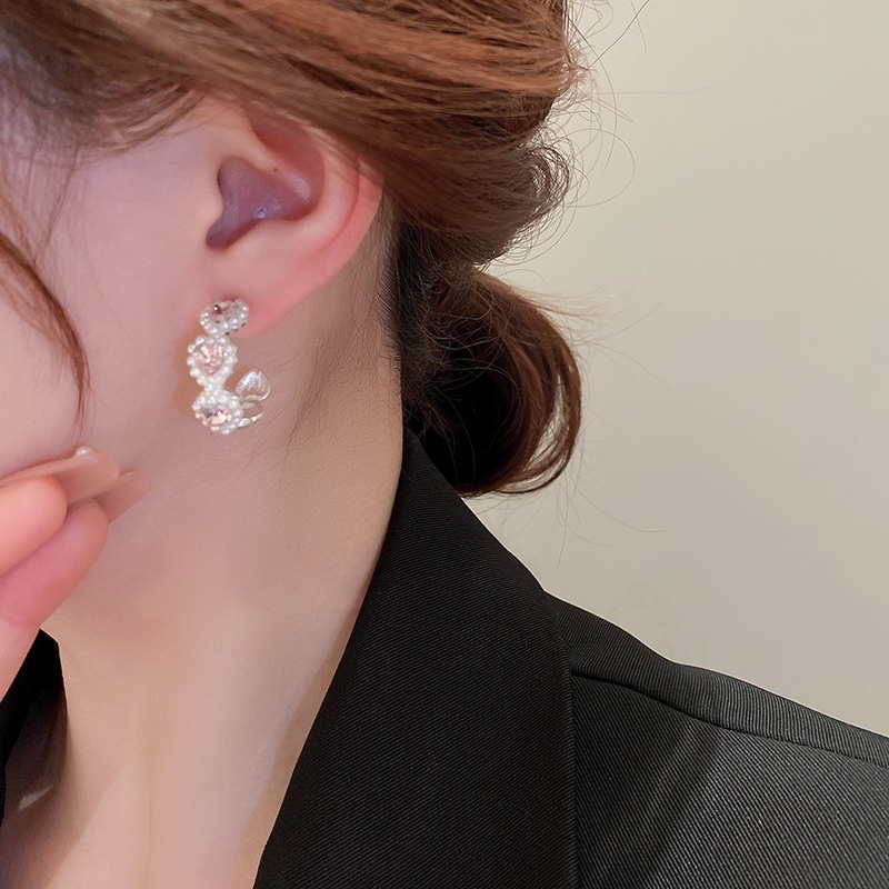 Mutiara Set Berlian Hati Bentuk C Anting Aksesoris Versi Korea Sederhana